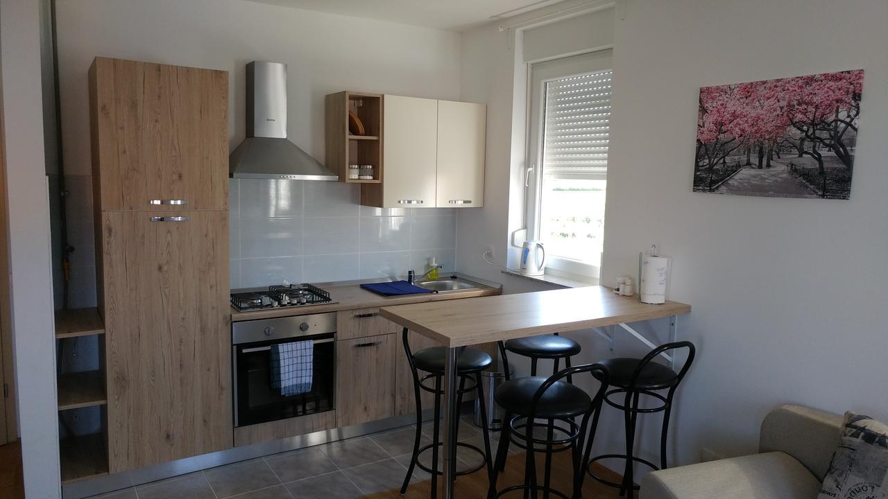 Apartment Daphnia ซาเกร็บ ภายนอก รูปภาพ