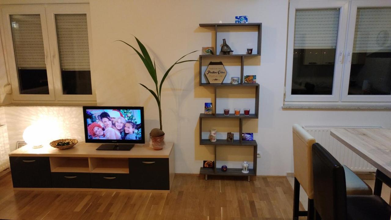 Apartment Daphnia ซาเกร็บ ภายนอก รูปภาพ