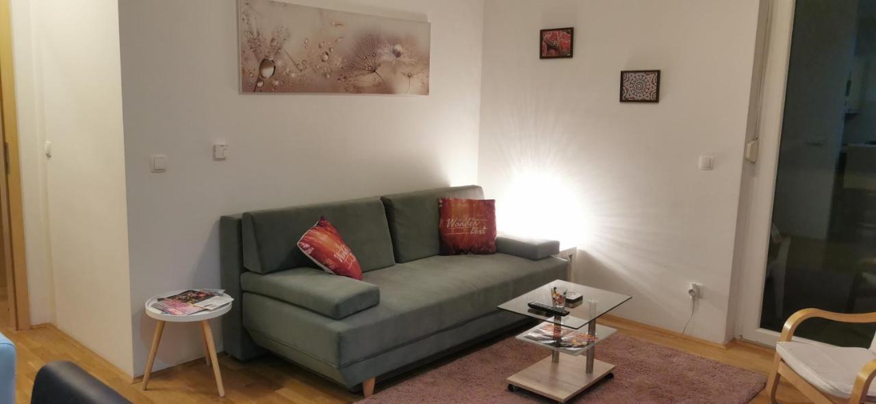 Apartment Daphnia ซาเกร็บ ภายนอก รูปภาพ